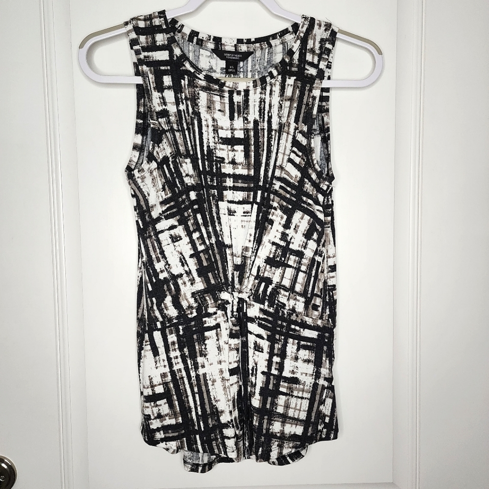 💥3/$30💥 NWOT Simply Vera Vera Wang Sleeveless Blouse